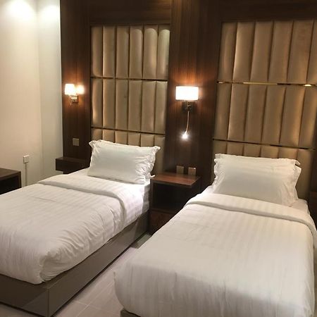 إيلان للأجنحة الفندقية Az Zahra' Exterior foto